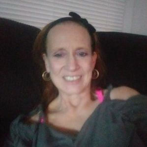 Meet your Posher, Beverly